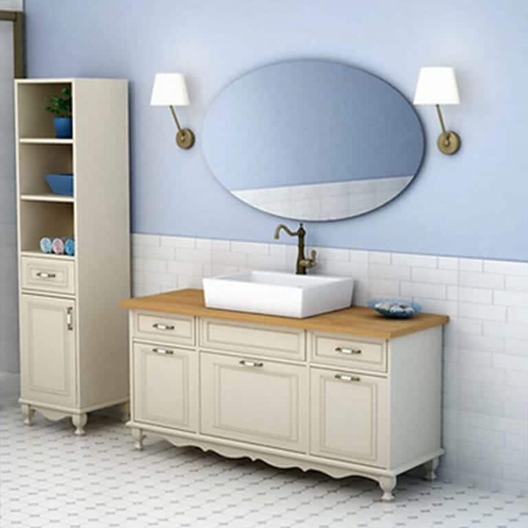 ארון אמבטיה בעיצוב מותאם עם רגליים מעץ גושני, משטח בוצ'ר אלון וחזית MDF ירוק בגימור אפוקסי – מיד